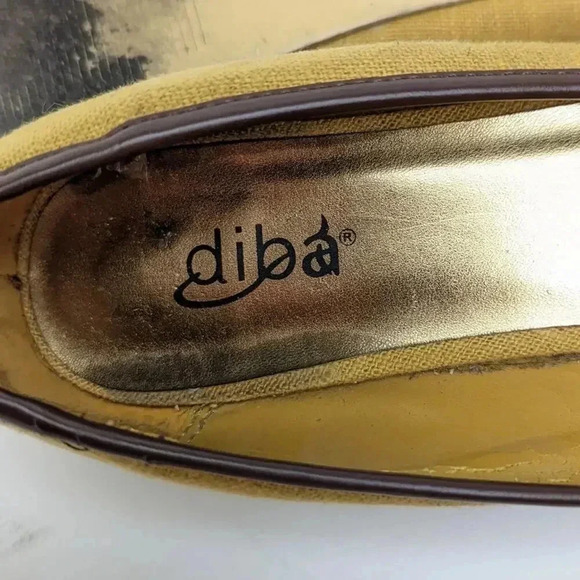 Diba Gold and Brown Peep-Toe Flats - 7.5 - Picture 9 of 9